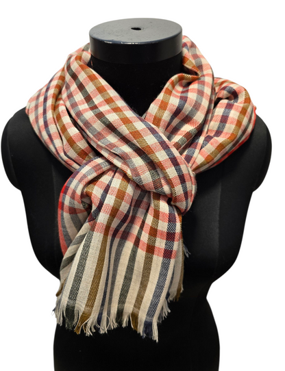 Lysegrått skjerf med striper og ruter (80)