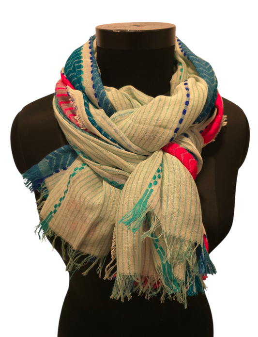 Behagelig bomullssjal med brede og broderte striper (129)