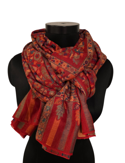 Stort mørkerødt mønstervevet  sjal i 100% merino ull (35)