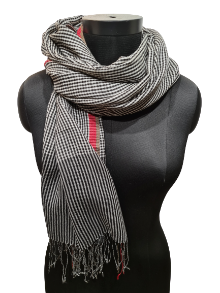 Rutet og stripete sort og hvitt skjerf i cashmere og silke (74)