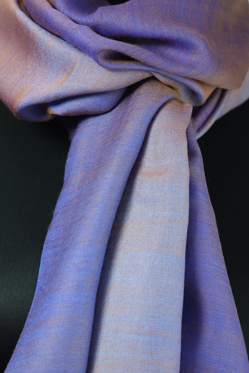 Mulberrysilke cashmere sjal i tre blåtoner og nyanser av brunt (63)